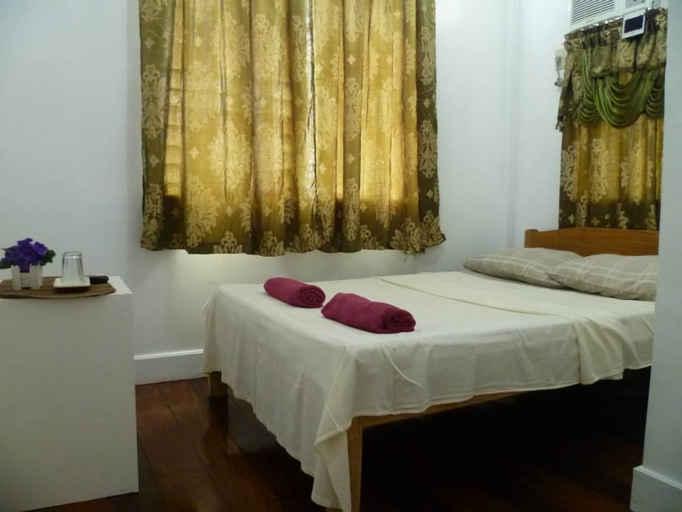 Newport Oak Pension Inn Tagbilaran Eksteriør bilde
