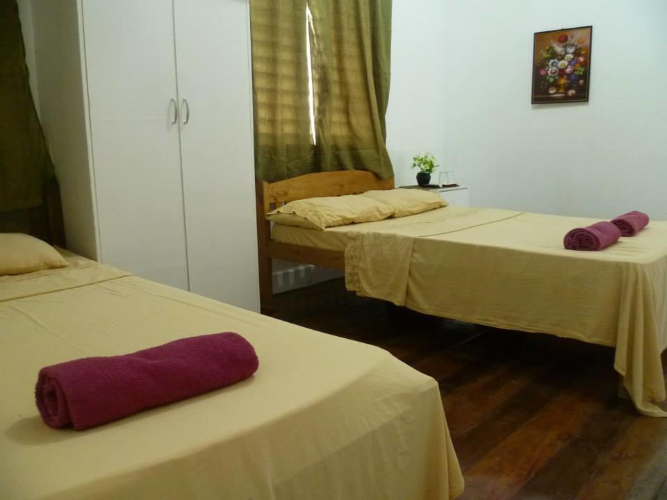 Newport Oak Pension Inn Tagbilaran Eksteriør bilde